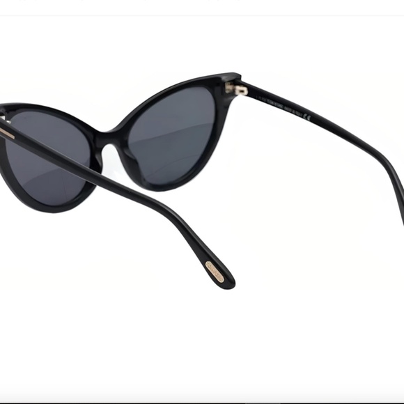 TOM FORD Evelyn FT0820 01A Black Grey main image 5